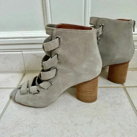 Anthropologie Jeffrey Campbell Salazar shooties boots heels gray suede 37 7 - Picture 8 of 17